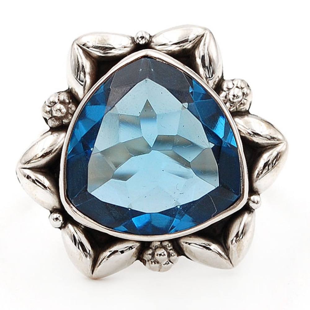 8CT. Tanzanite, Sterling Silver .925  Ring 8.5